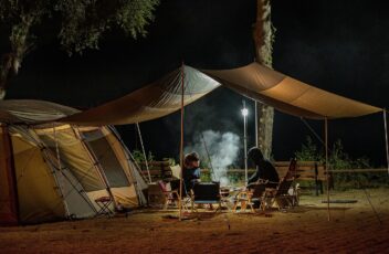 Campingtoiletter: Hvad skal du bruge, når naturen kalder?